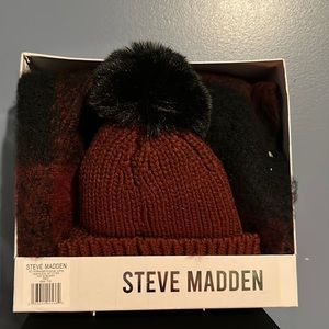 Steve Madden Hat and Scarf Set